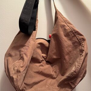 BAGGU Cocoa Large Crescent